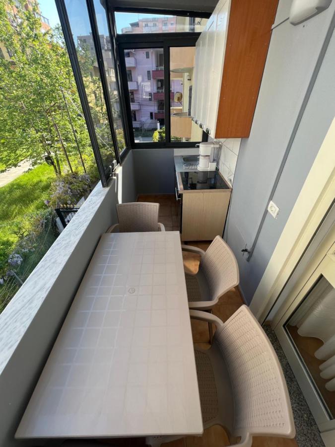 Vivo Apartment Durrës Exteriör bild